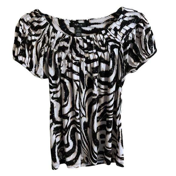 Style & Co PM Top Black White Tan Abstract Print Scoop Neck Stretch Knit Travel - Picture 1 of 7